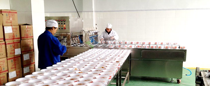 快餐封口機(jī)生產(chǎn)車間