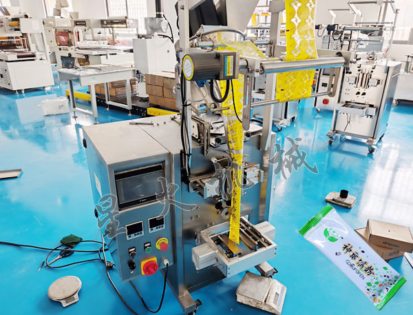 立式粉劑粉末包裝機(jī)實(shí)拍圖