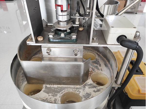 四川食品包裝機械實拍圖